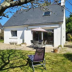 fouesnant-la-maison-de-gigi-2-minutes-de-la-plage-de-kerler.inbrittany.com/